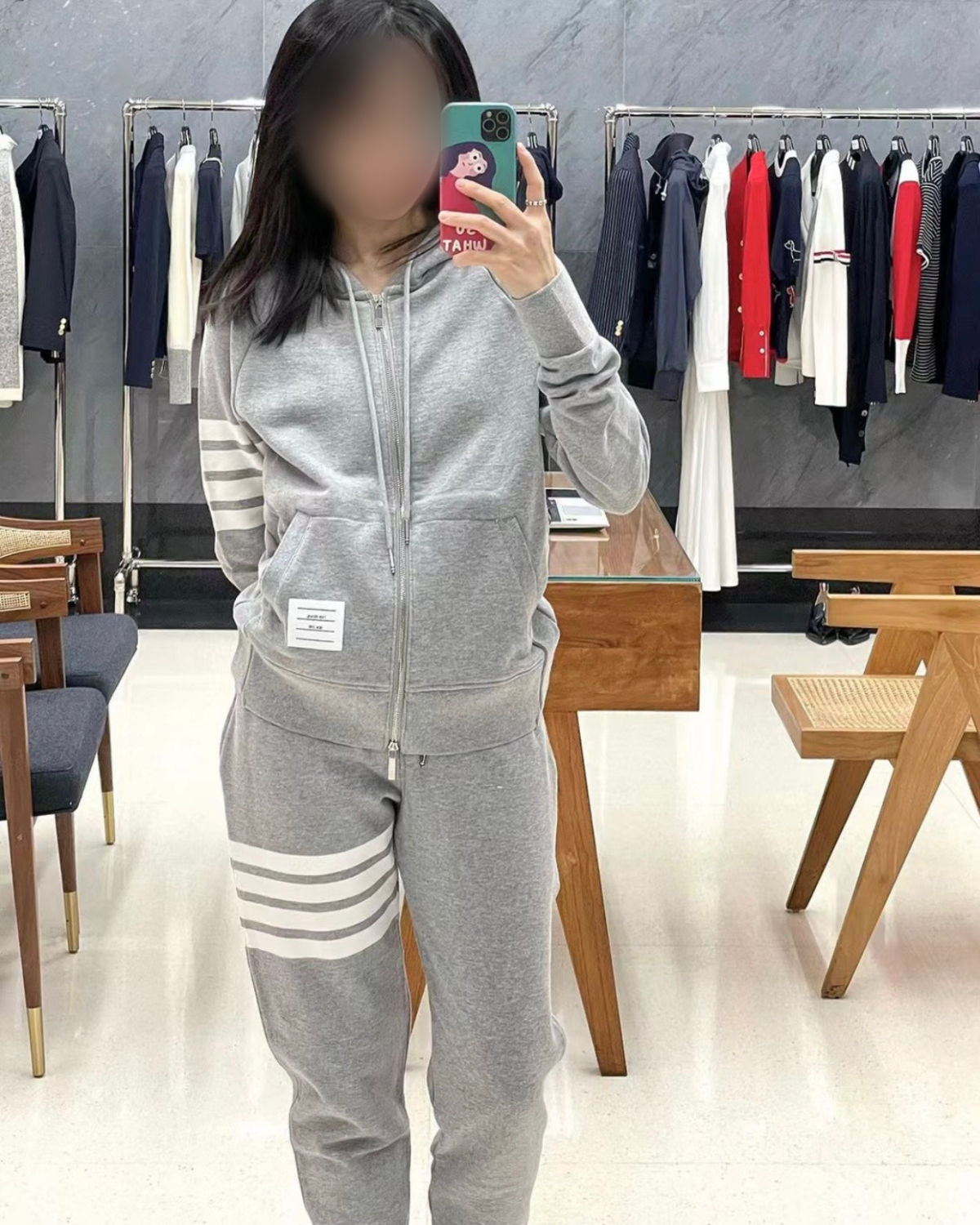 톰브라운 4선 클래식 후드 집업