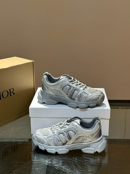 디올 크로노 스니커즈 메쉬