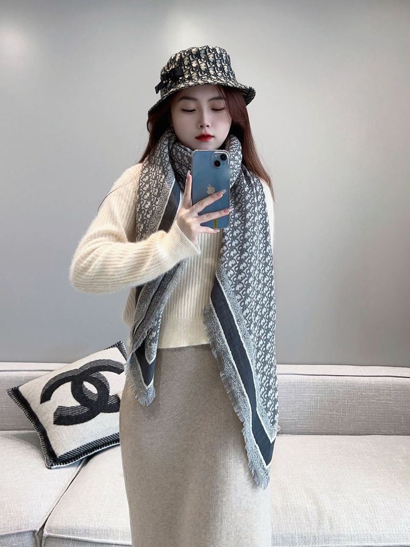디올 스카프