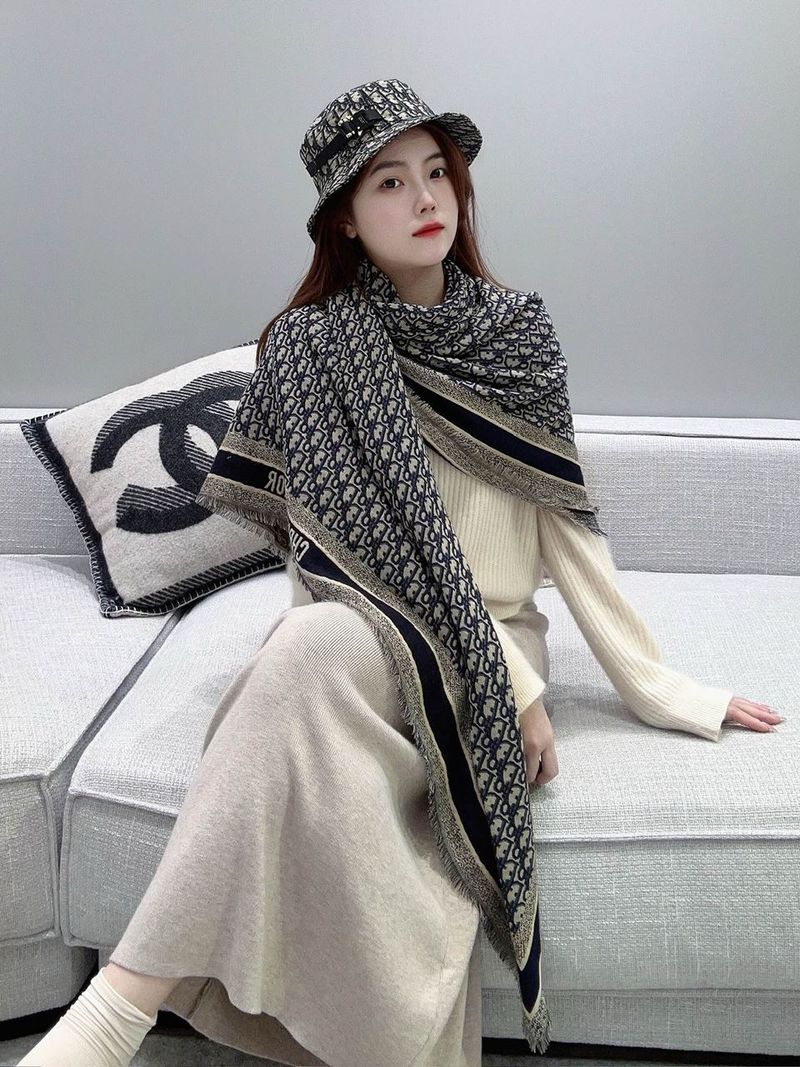 디올 스카프