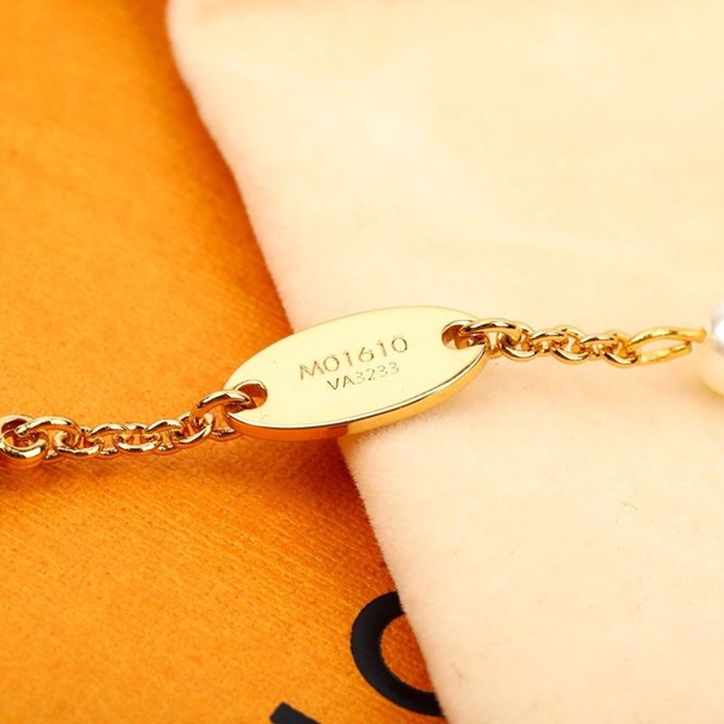 루이비통 목걸이