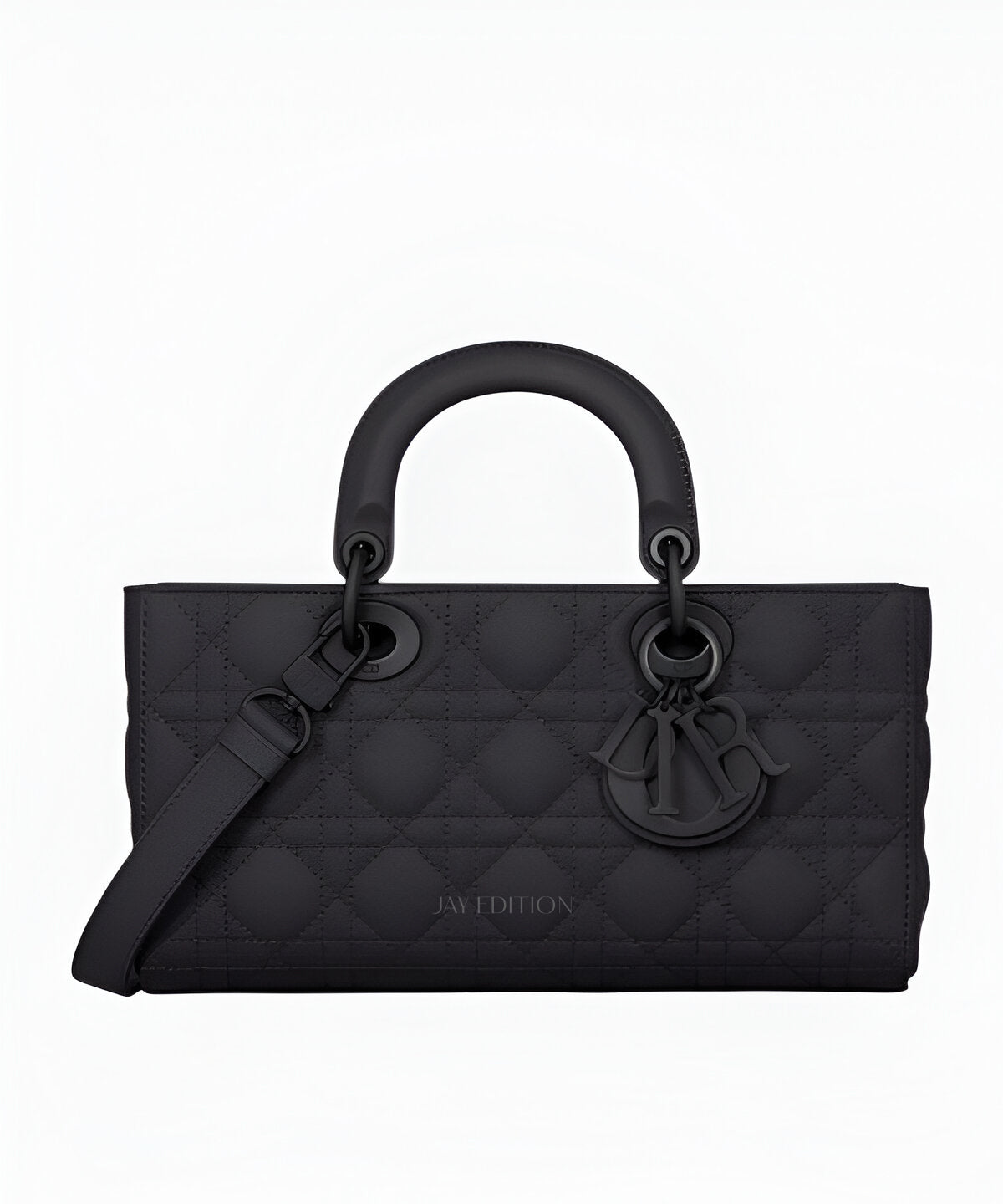 디올 울트라 매트 디조이백 미디움 무광 하드웨어와 심플한 실루엣이 특징인 디올 미디움 백