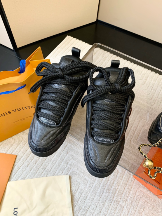 루이비통 스케이트 스니커즈