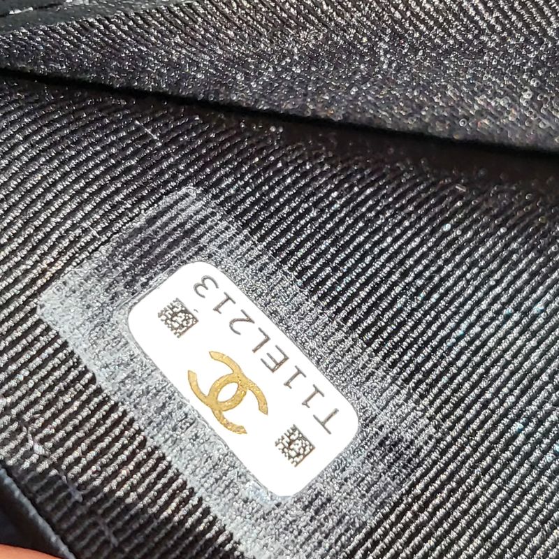 샤넬 보이 반지갑