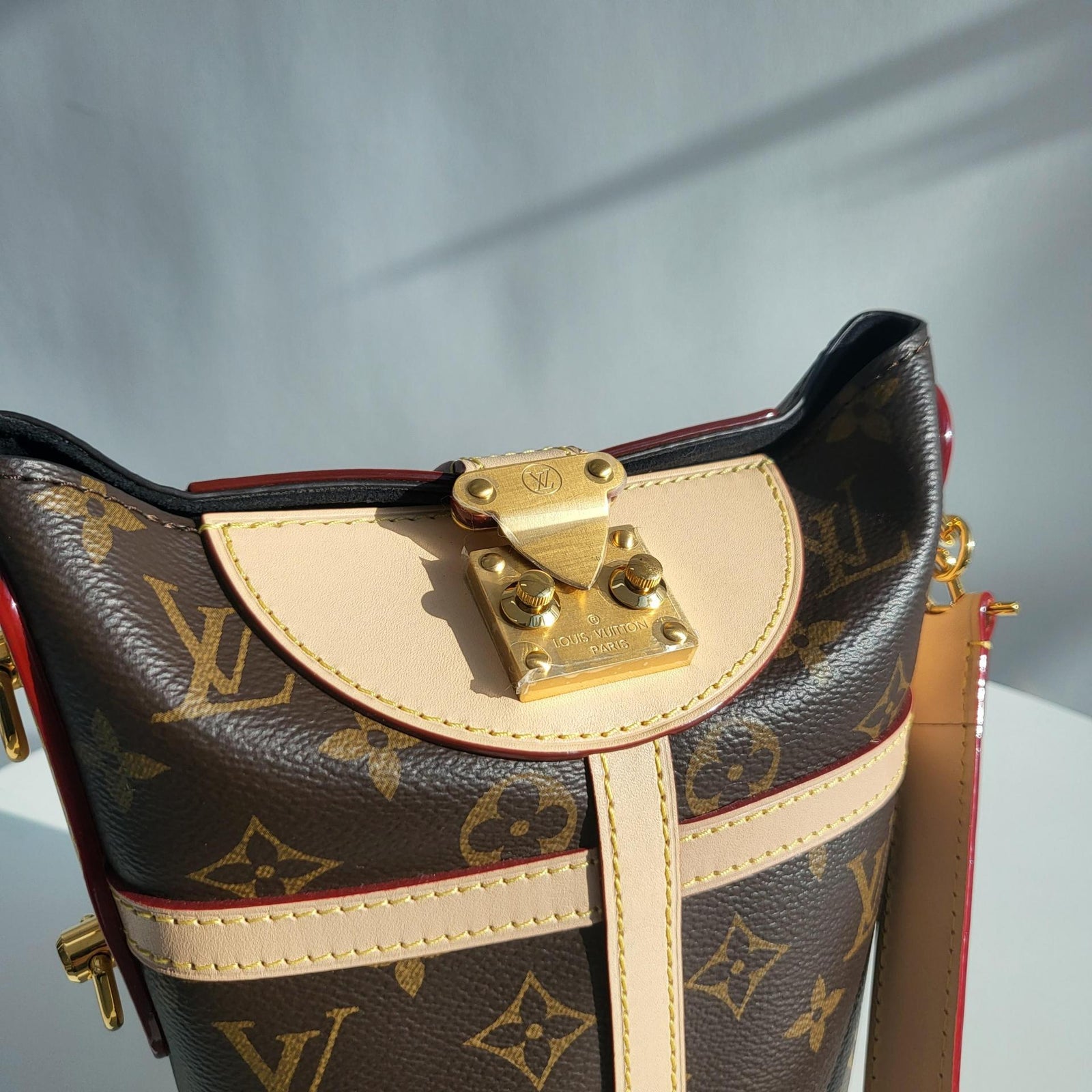 루이비통 더플백 PM