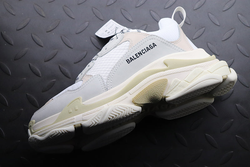 발렌시아가 트리플S - Cream