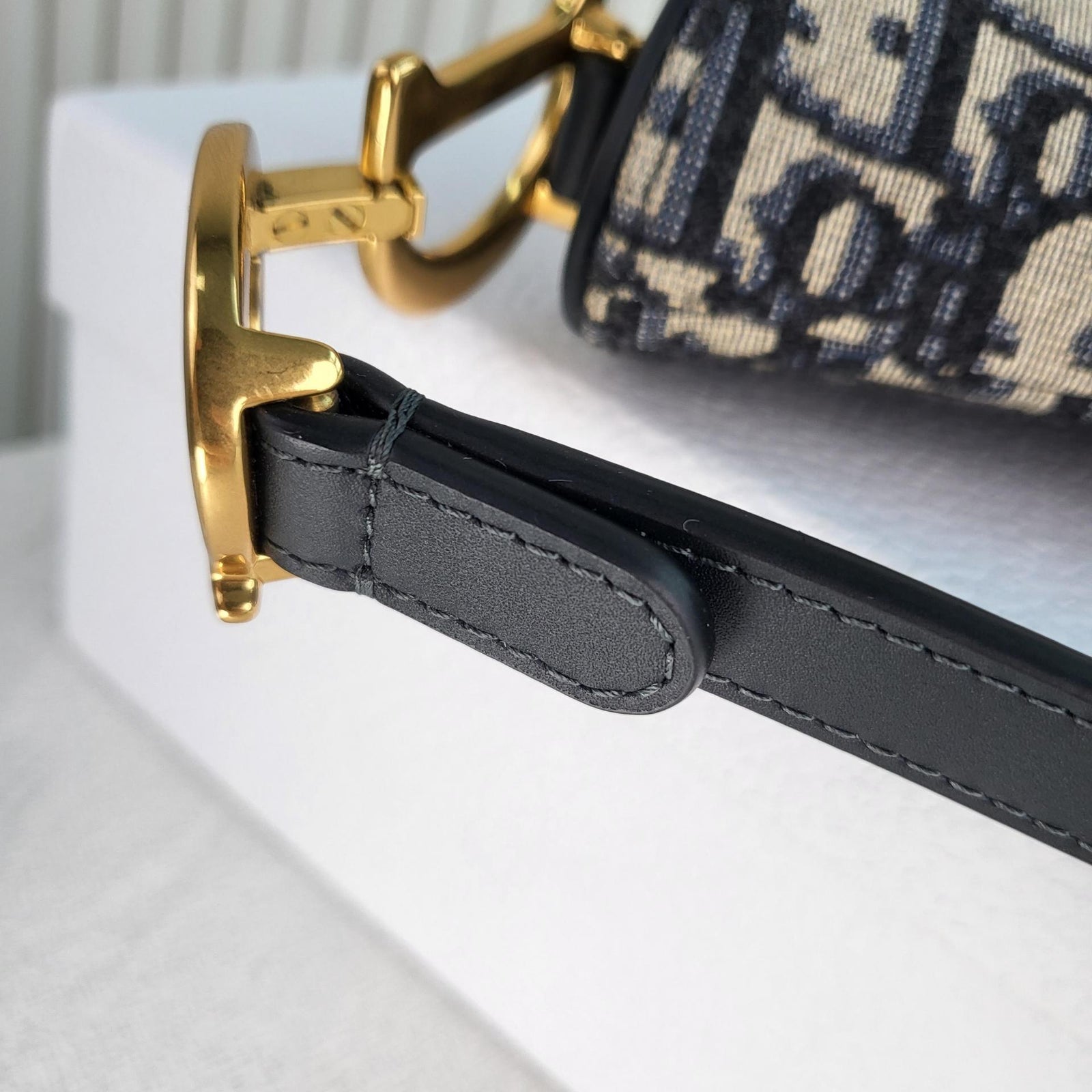 디올 오블리크 새들백 미니,미디움