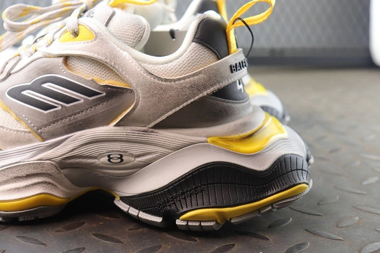 발렌시아가 카고 스니커즈