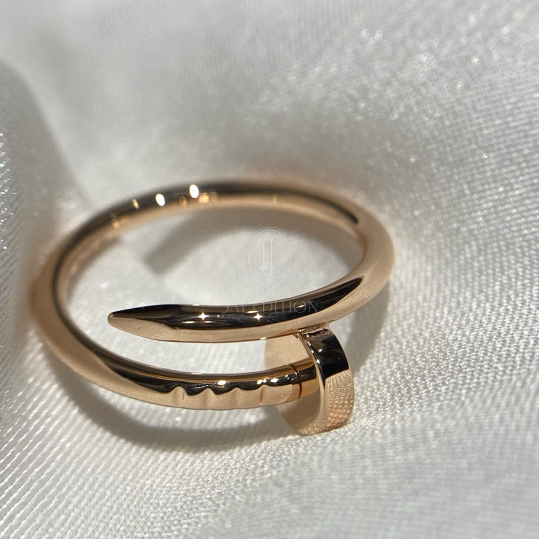 까르띠에 앵끌루 링 클래식 (18K)