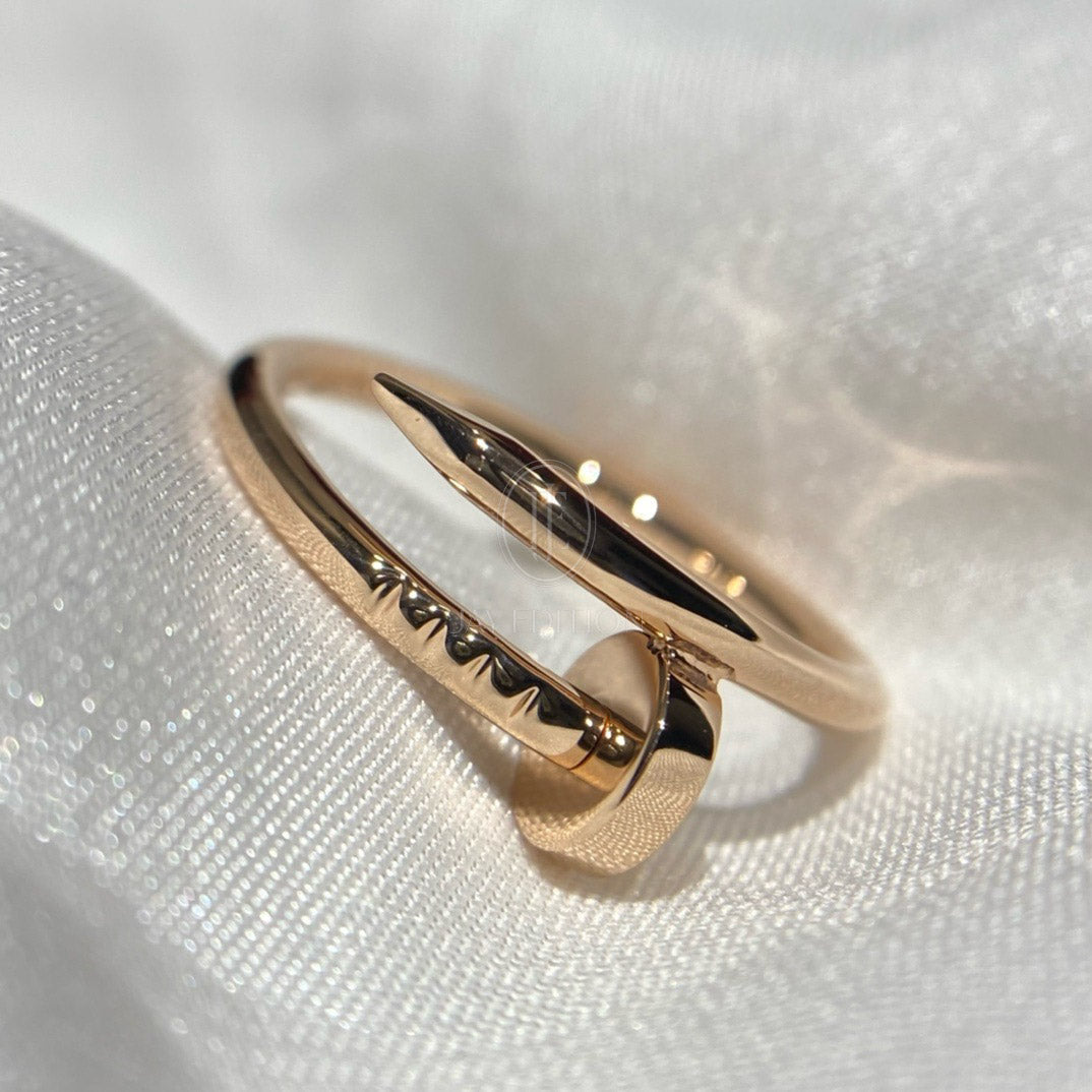 까르띠에 앵끌루 링 클래식 (18K)