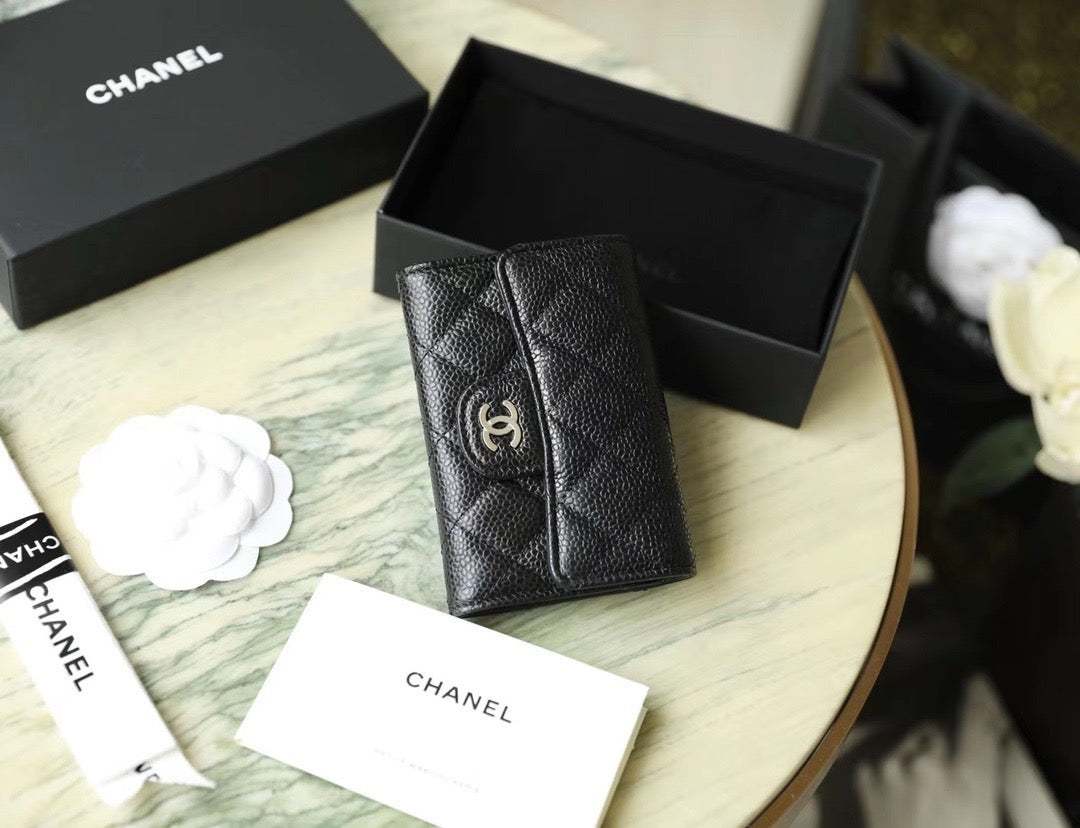 해외재고) 샤넬 클래식 플랩 카드지갑 은장 캐비어 (수량:6개)