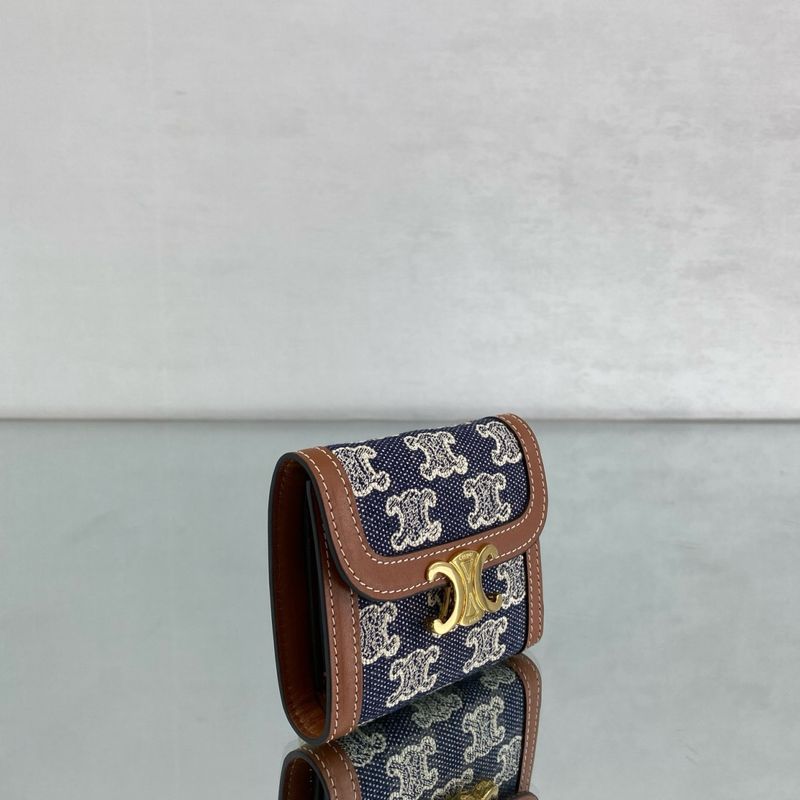 셀린느 스몰 트리오페 플랩 지갑