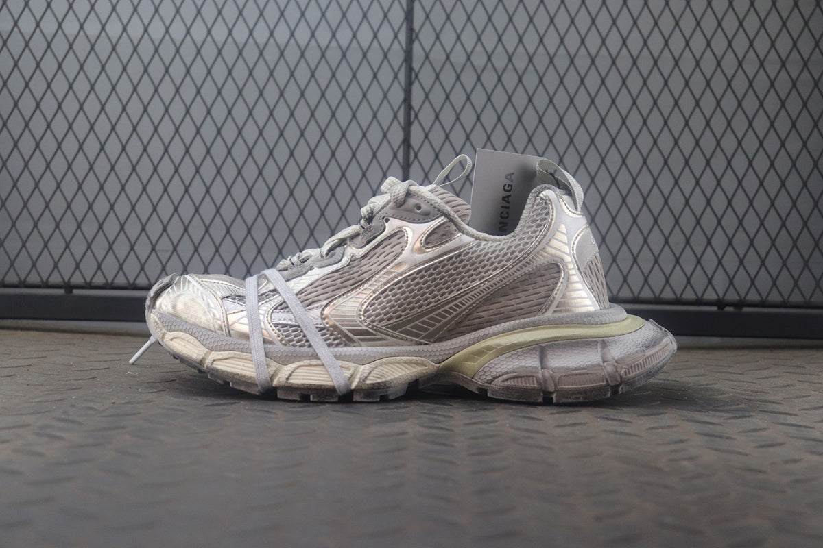 발렌시아가 3XL 에그쉘 스니커즈