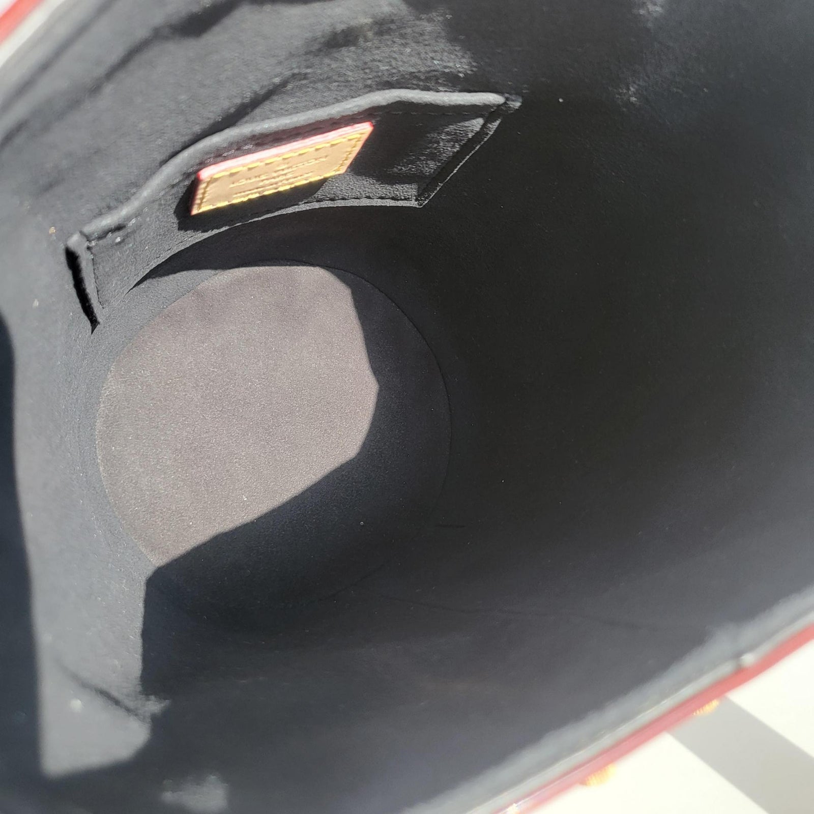 루이비통 더플백 PM