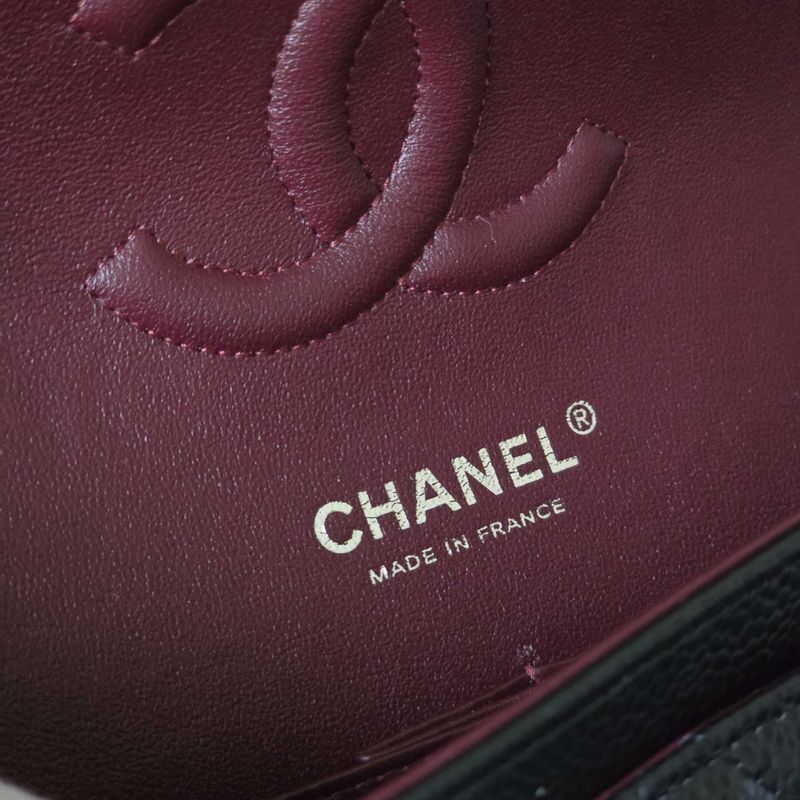 샤넬 클래식 플랩백 미디움 캐비어