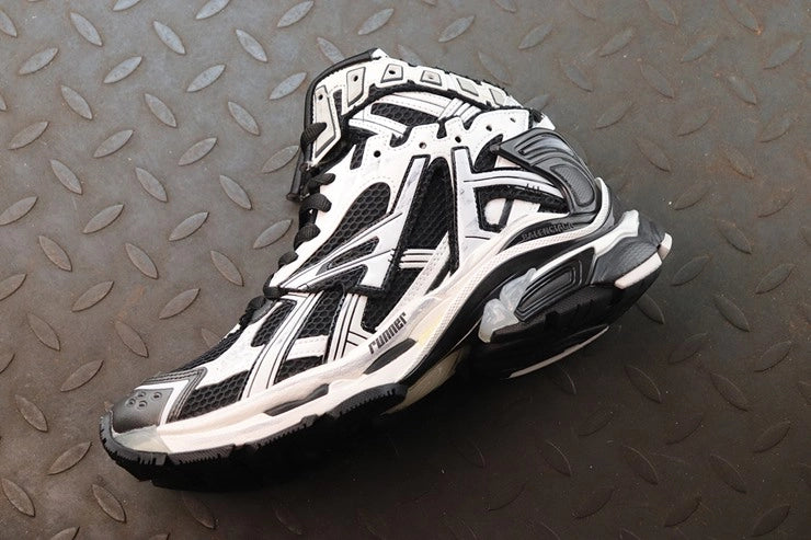 발렌시아가 러너 7 화이트 블랙 하이탑 스니커즈