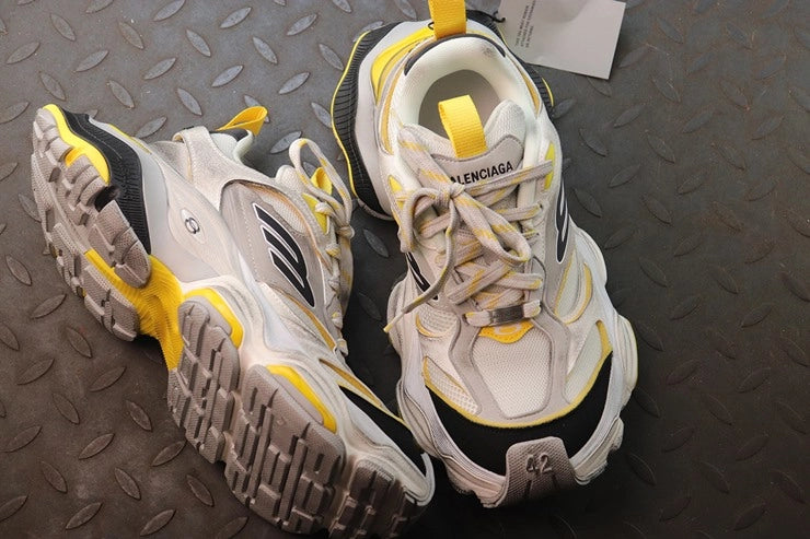 발렌시아가 카고 스니커즈