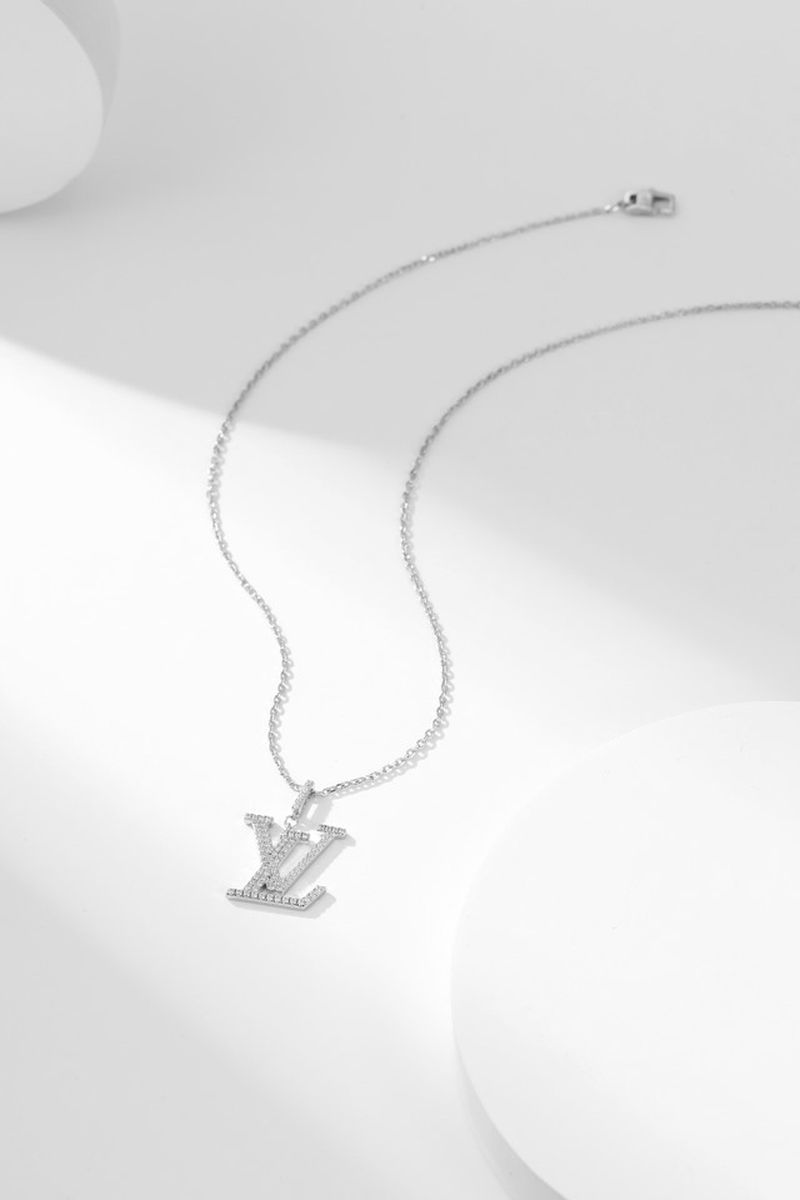 루이비통 목걸이