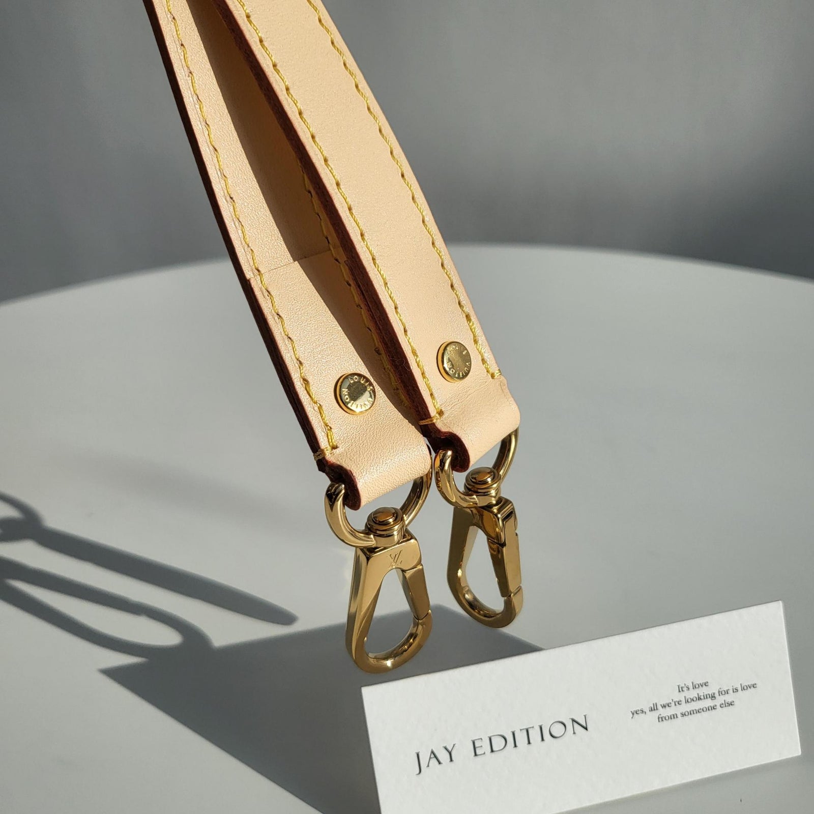 루이비통 더플백 PM