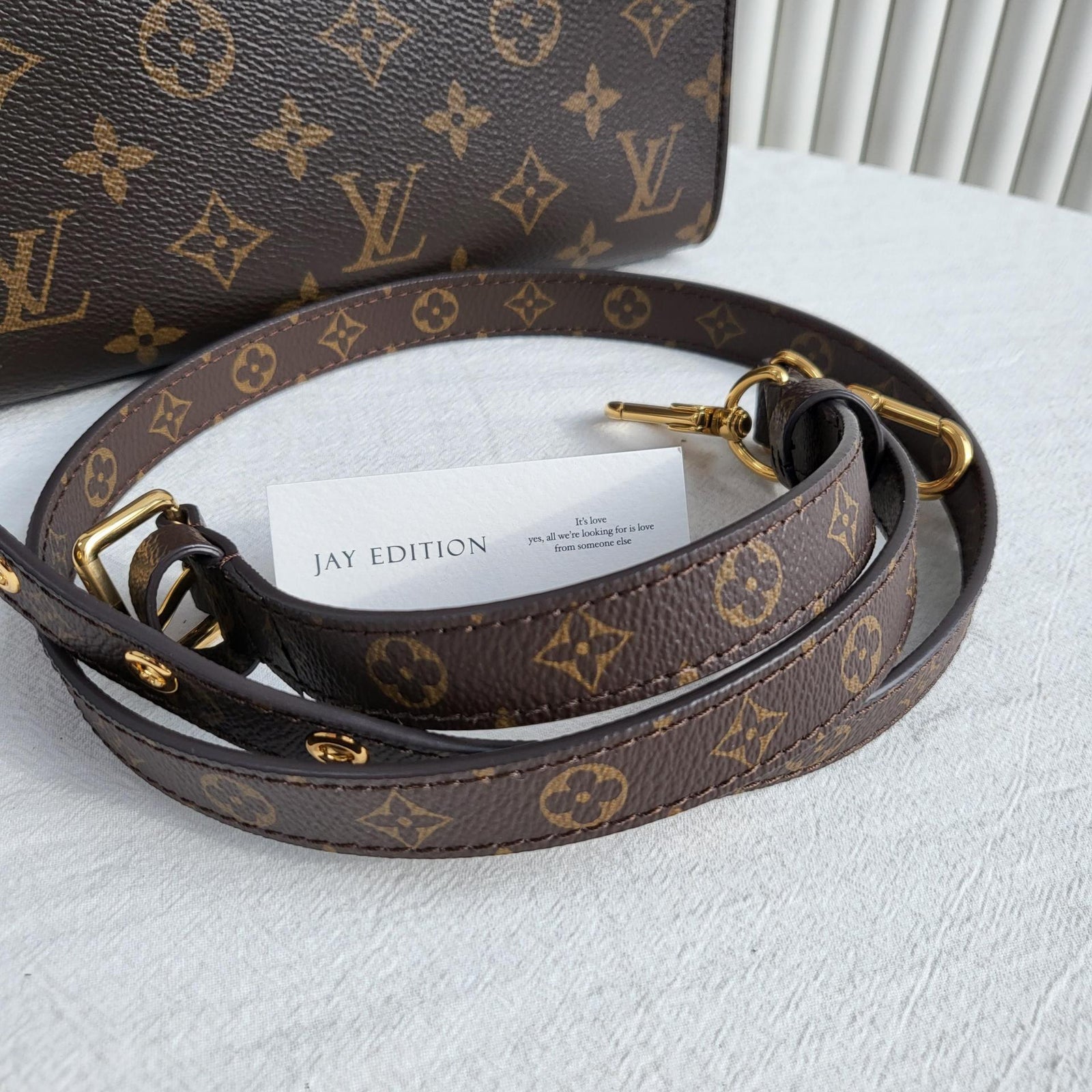 루이비통 삭플라 BB