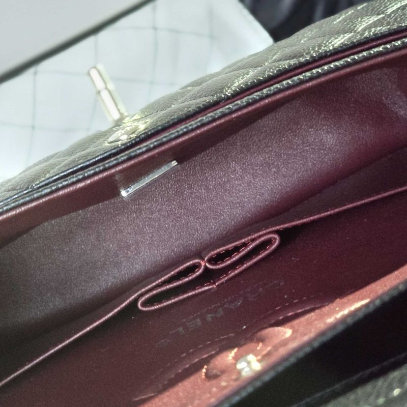 샤넬 클래식 플랩백 스몰 캐비어