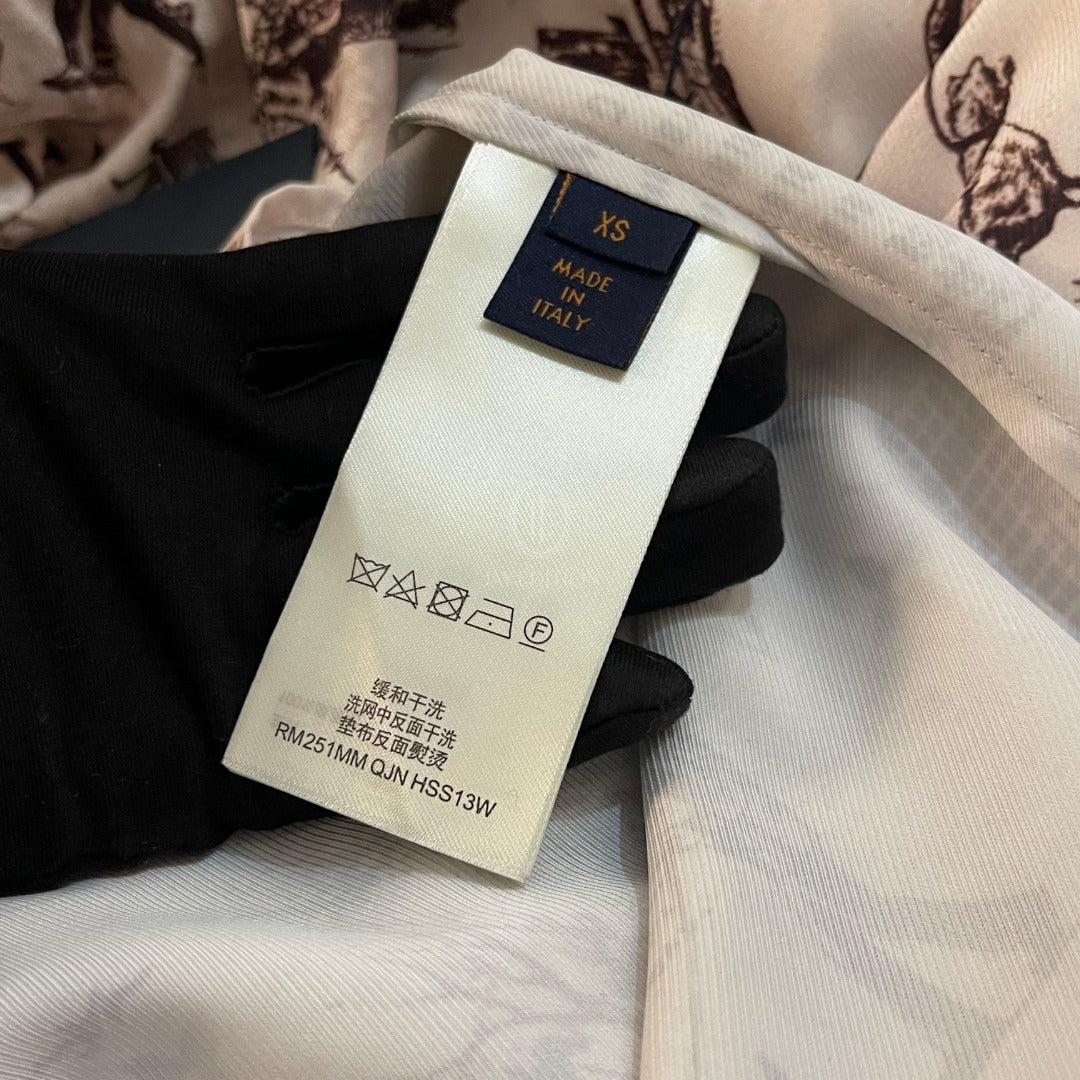 루이비통 롱슬리브 실크 셔츠 베쥬