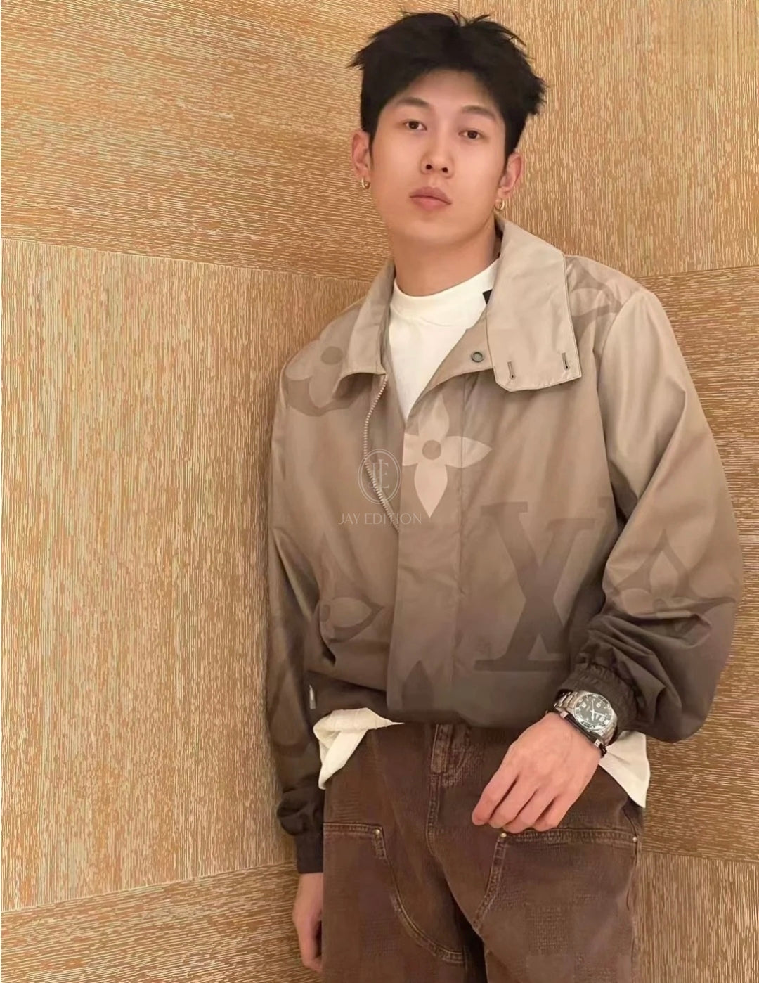 루이비통 모노그램 프린티드 라이트 나일론 윈드브레이커