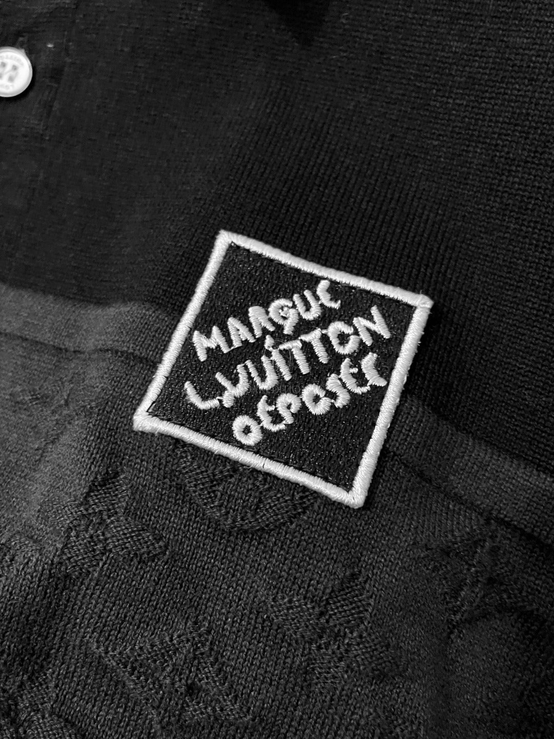 루이비통 모노그램 자카드 롱 슬리브 폴로 셔츠