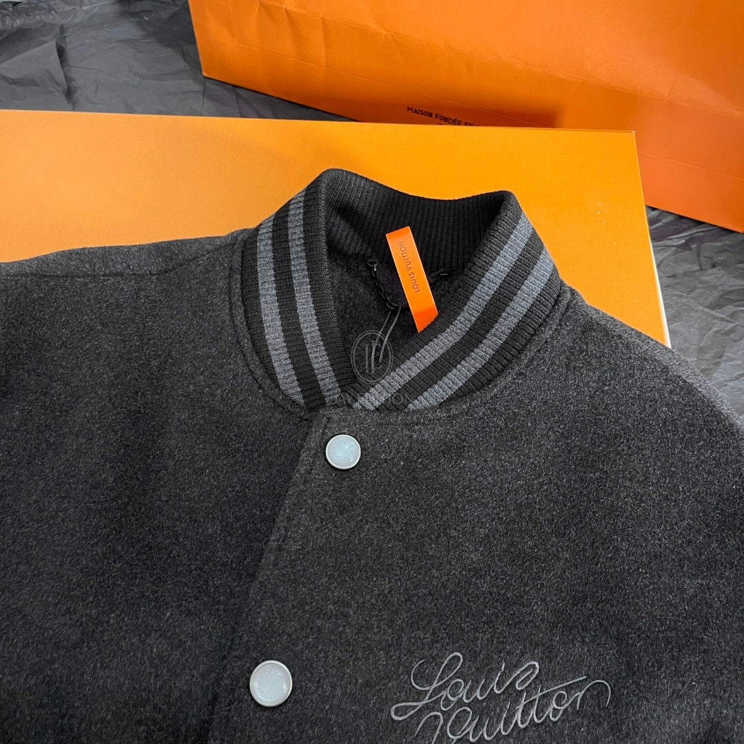 루이비통 레더 바시티 자켓