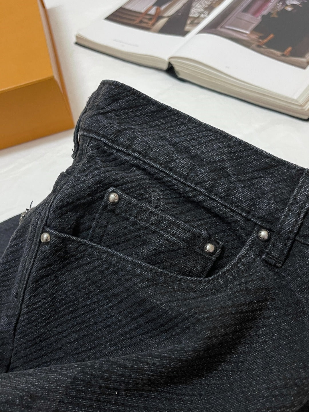 루이비통 모노그램 데님 팬츠