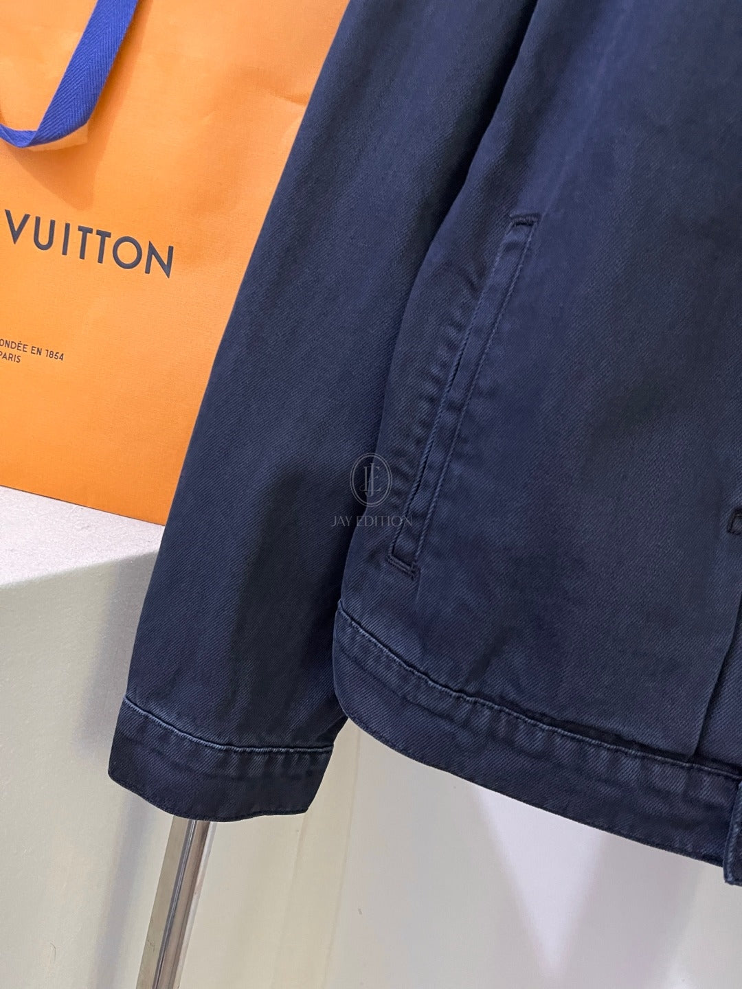 루이비통 가먼트 다이드 데님 타입 트러커 자켓