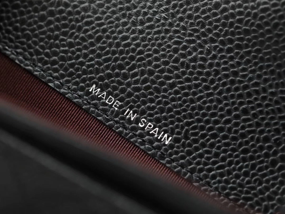 해외재고) 샤넬 클래식 플랩 카드지갑 은장 캐비어 (수량:6개)