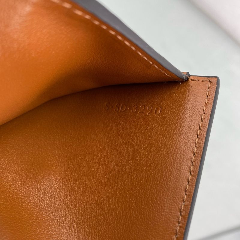 셀린느 스몰 트리오페 플랩 지갑