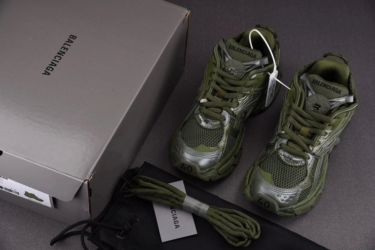 발렌시아가 러너 7 카키 스니커즈