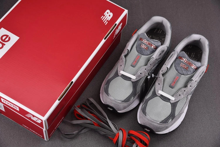 뉴발란스 990vs3 메이드 인 USA 그레이 - D 스탠다드