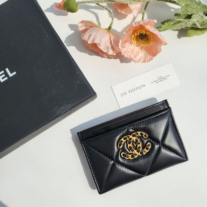 샤넬 19 카드 홀더