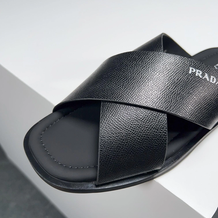 프라다 크로스 스트랩 슬리퍼