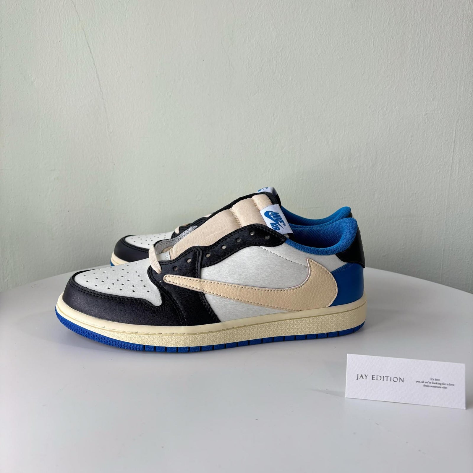 국내) 다른공장) 나이키 트래비스 스캇 265 (2번)