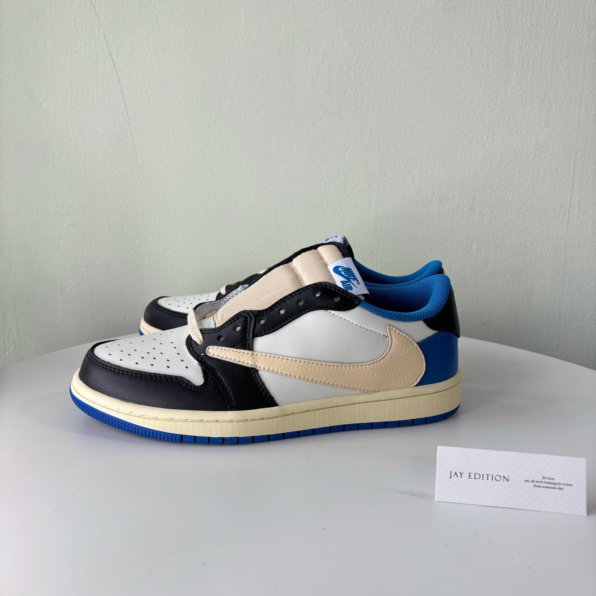 국내) 다른공장) 나이키 트래비스 스캇 265 (2번)