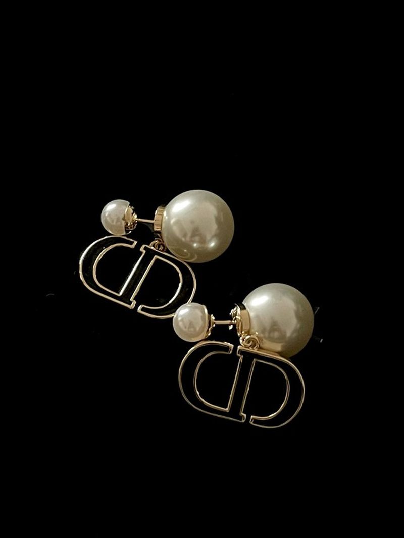 디올 귀걸이