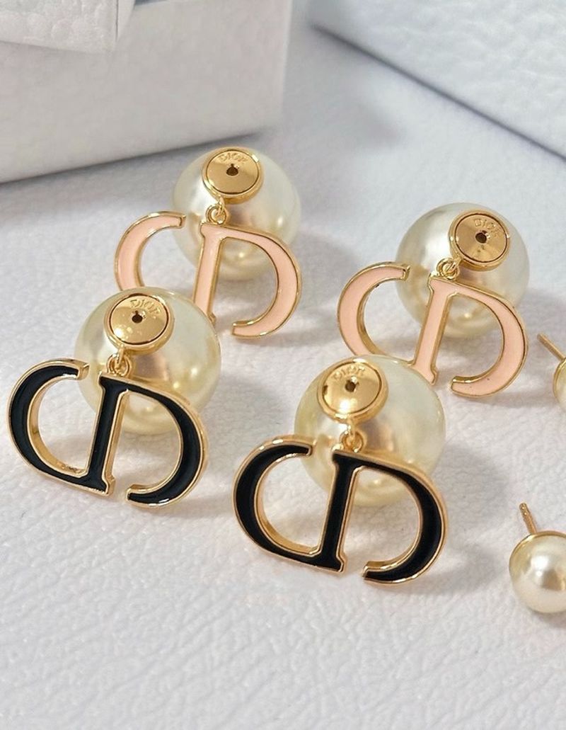 디올 귀걸이