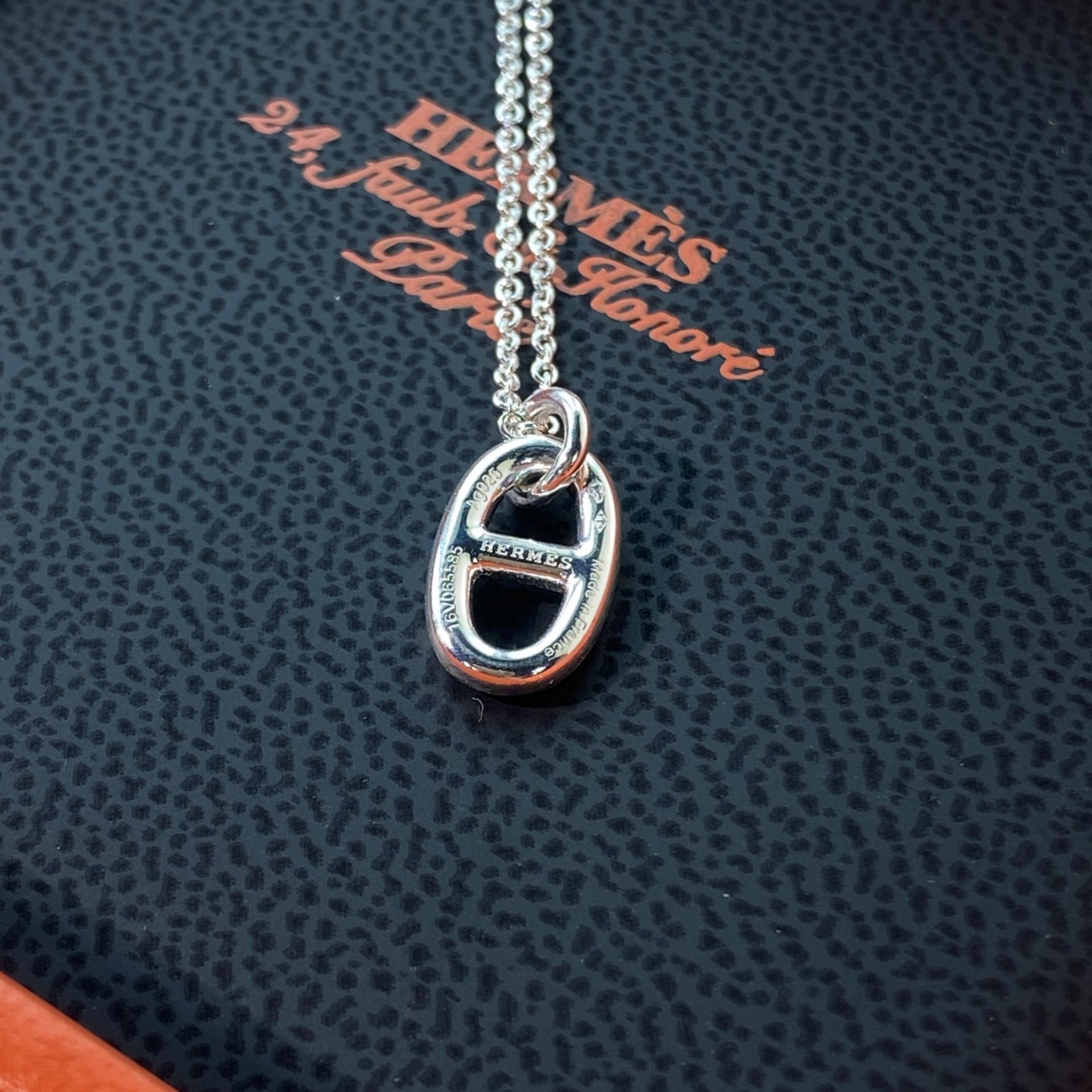 에르메스 파랑돌 샹달 목걸이