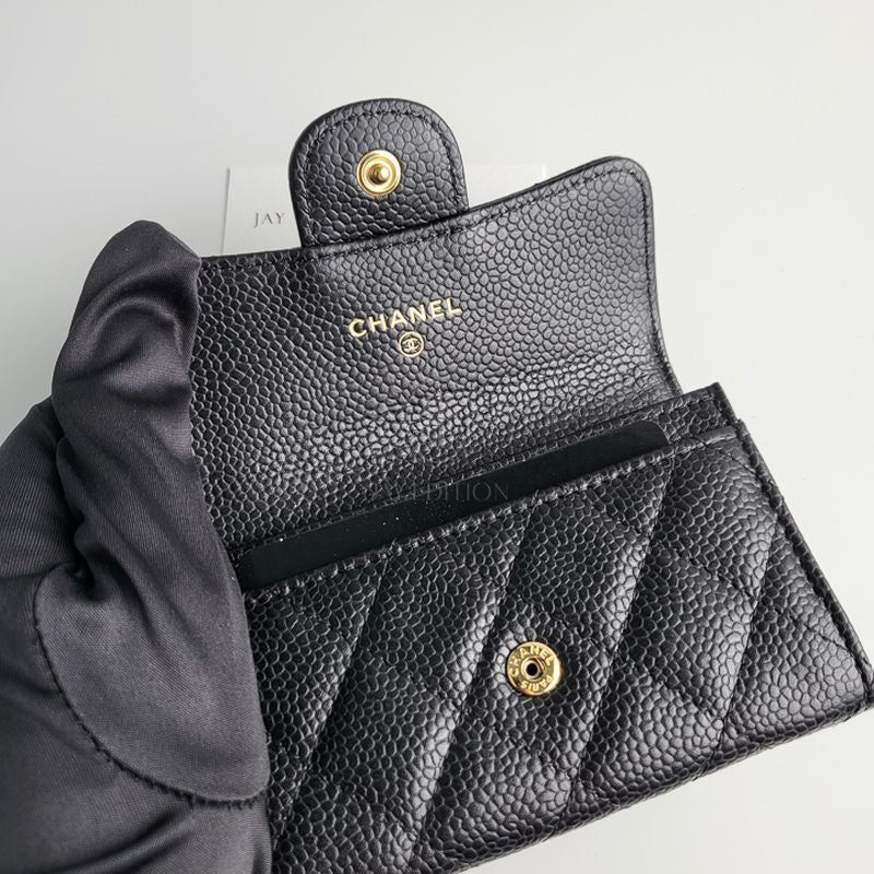 샤넬 클래식 플랩 카드지갑 캐비어