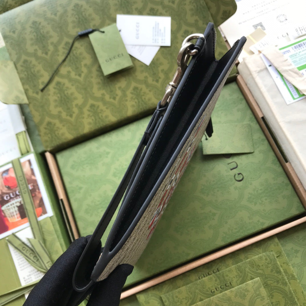 구찌 슈프림 스네이크 클러치