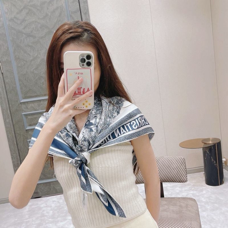 디올 트왈 드 주이 소바쥬 90 스퀘어 스카프