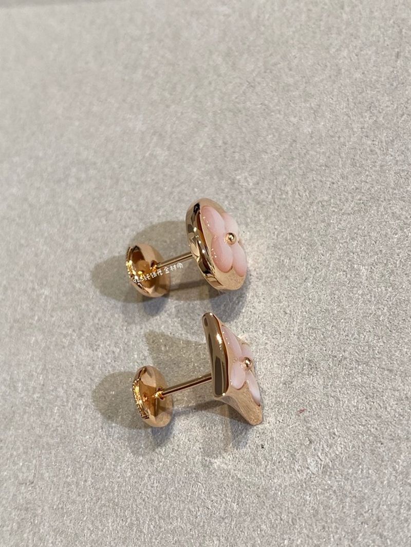 루이비통 귀걸이