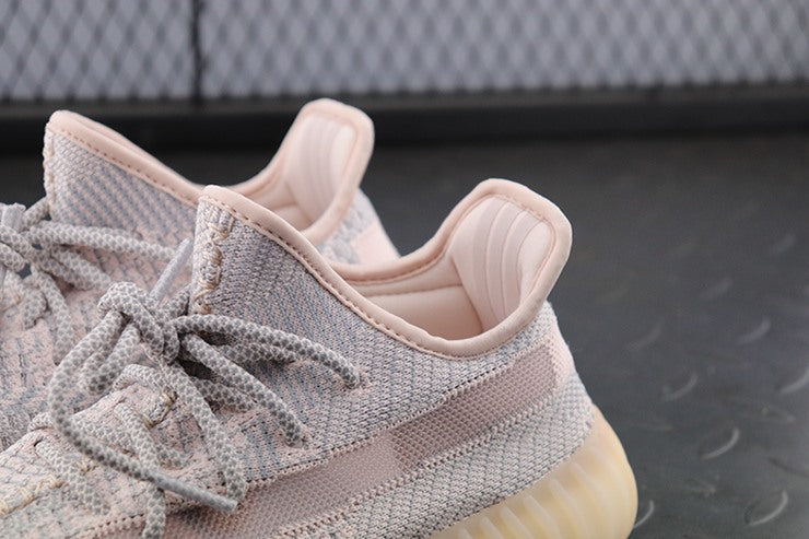 YEEZY 350 V2 신스 논 리플렉티브