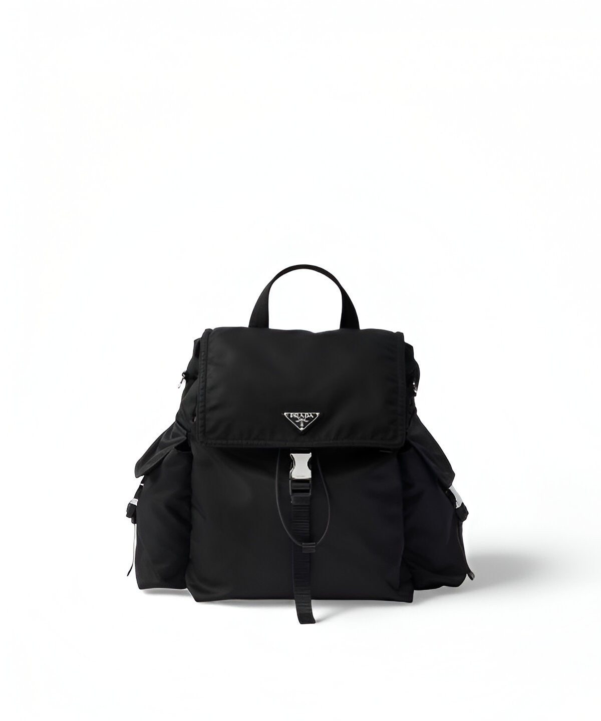 프라다 익스플로어 리나일론 및 가죽 백팩 도시 스타일 실용적 디자인 백팩 트리엠프 로고 디테일