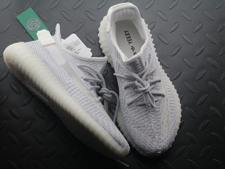 YEEZY 350 V2 스테틱