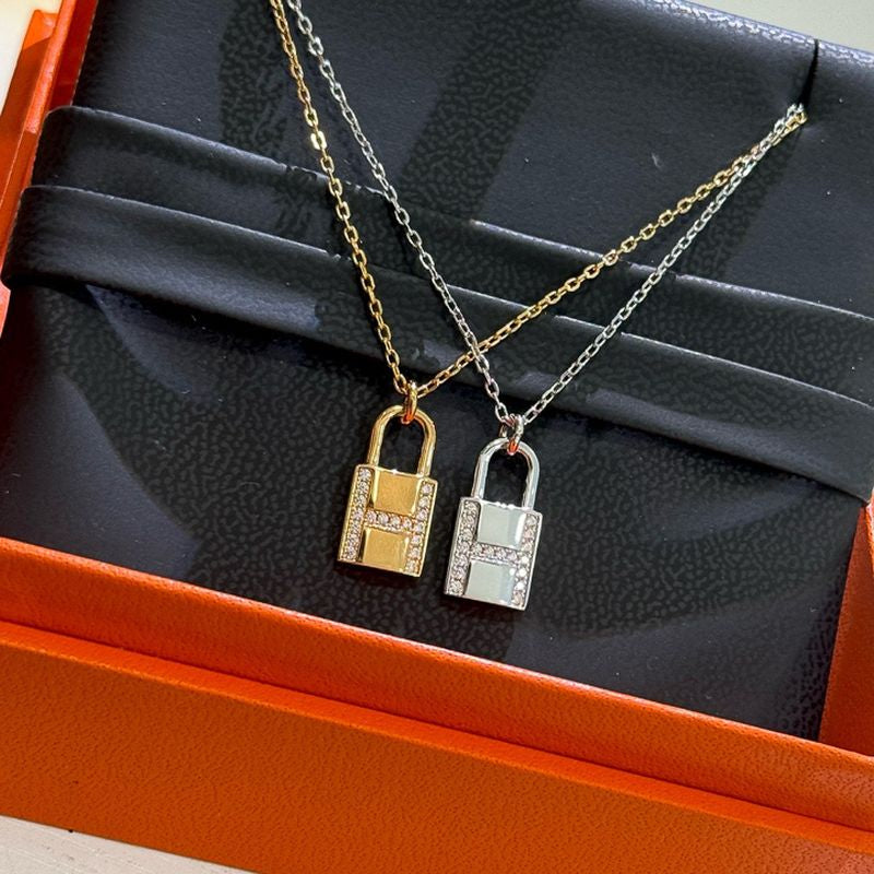 에르메스 Kelly Cadenas 팬던트